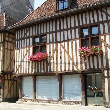 Le Clos Saint Nizier Troyes - Cathedrale- Parking - Wifi Εξωτερικό φωτογραφία